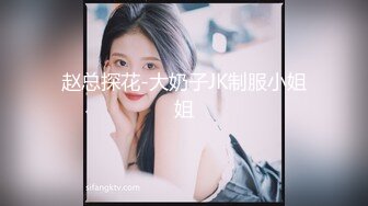 超漂亮的小美女被小哥狂插喷水BB还是粉嫩粉嫩的