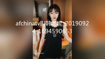 2023-11-27流出安防酒店偷拍❤️大学生情侣开房小哥睡醒草女友换了两个方向草