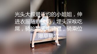 黑丝伪娘 水蛇腰 手感超好有弹力的肥臀 跟健身小哥哥啪啪就要拿出绝活 一字马动作来袭