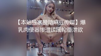 长发美女露脸，口交，表情销魂，女上位啪啪，口爆开心的笑了