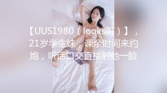 浓妆妖艳新人美女！一头黑发大奶子！15CM假屌深喉一插到底，无毛肥穴大黑牛伺候，假屌抽插超粉嫩