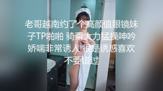 2022.5.28酒店偷拍学生情侣，穿着JK制服美女主动口交，被男友大肉棒连续抽插