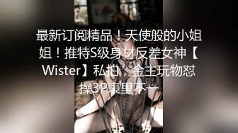 街拍CD行走的肉欲 那些爆乳丰臀 露出屁股的熟女们 十五  (7)