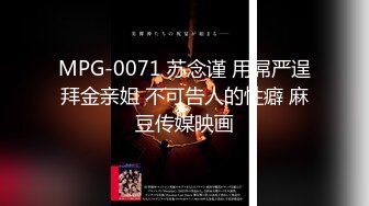 【新速片遞】漂亮小女友 小脸绯红有点害羞 在家给男友吃鸡舔菊花 被无套输出 