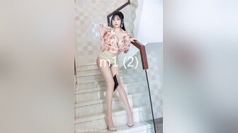 【OnlyFans】小胡渣大屌男友，颜值在线的肉感体态女友[yamthacha]福利合集，蜜桃臀粉穴后入，居家自拍 10